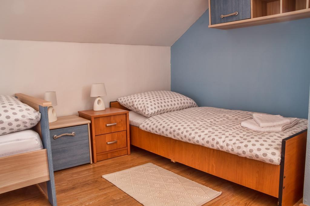 Apartment Silvia Szluin Szoba fotó