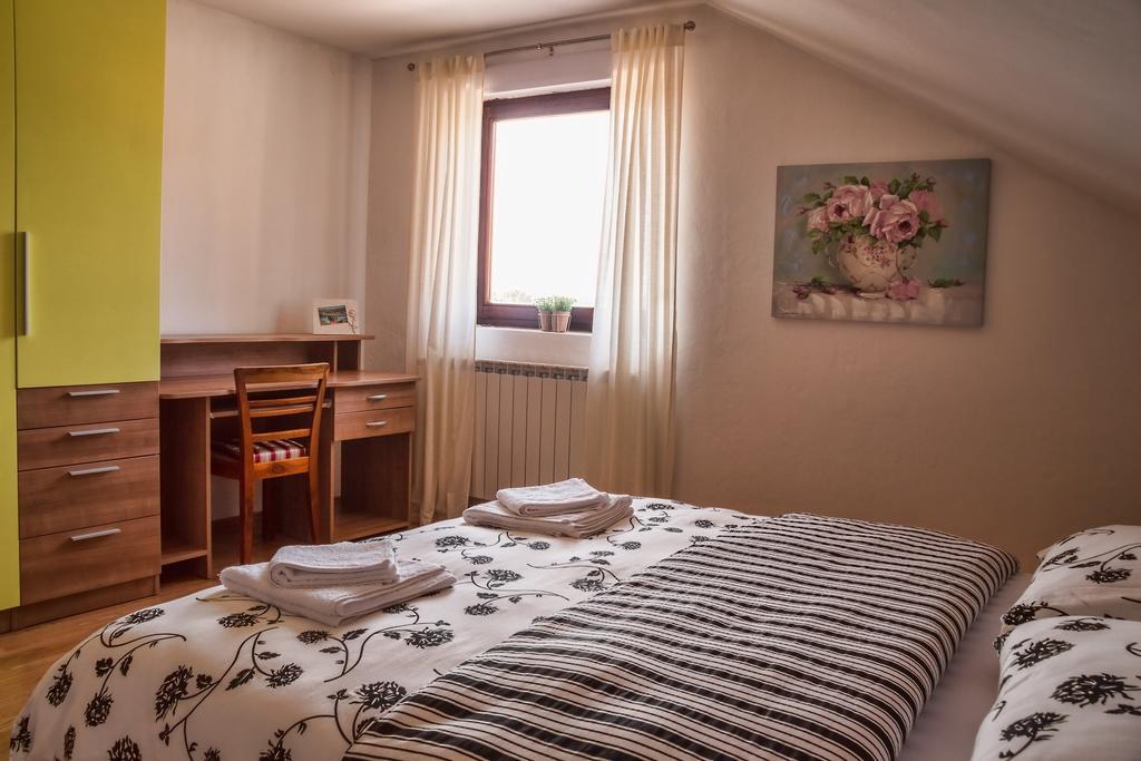 Apartment Silvia Szluin Szoba fotó