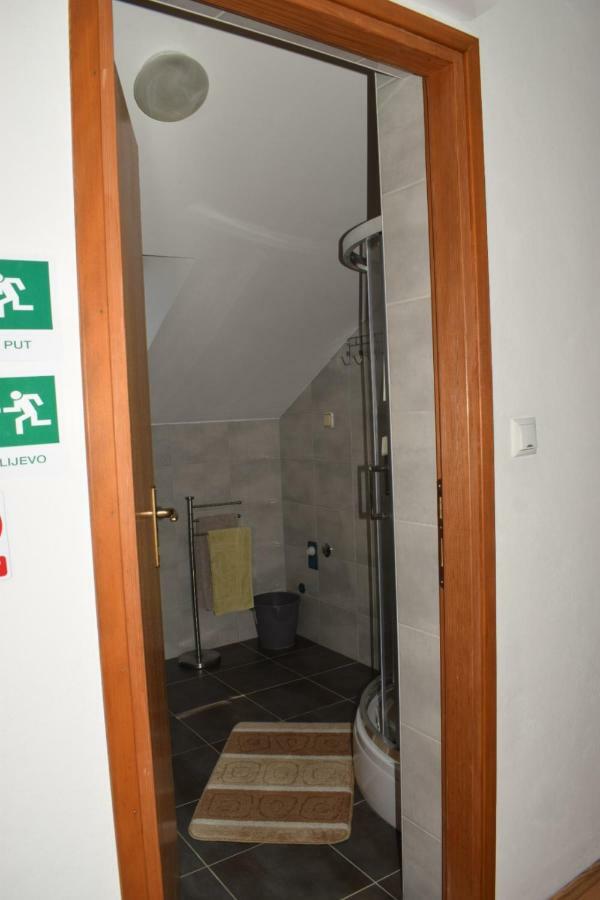 Apartment Silvia Szluin Kültér fotó
