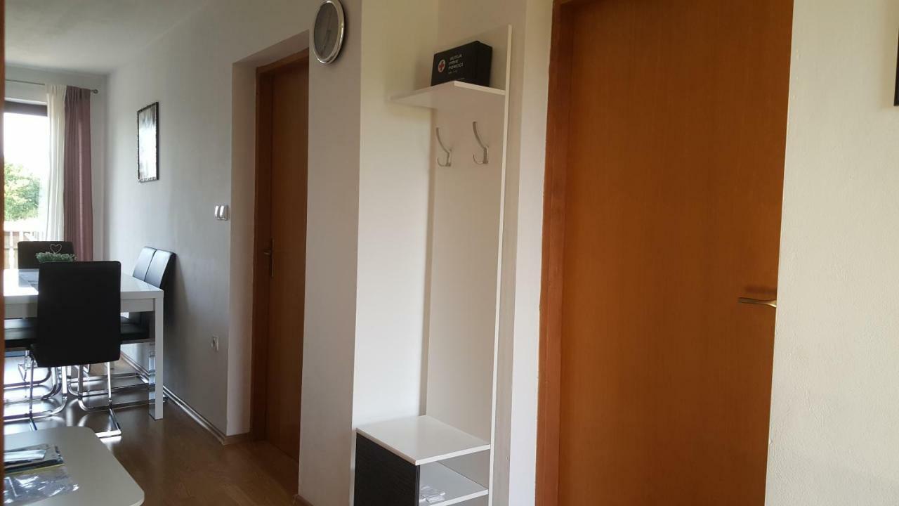 Apartment Silvia Szluin Kültér fotó